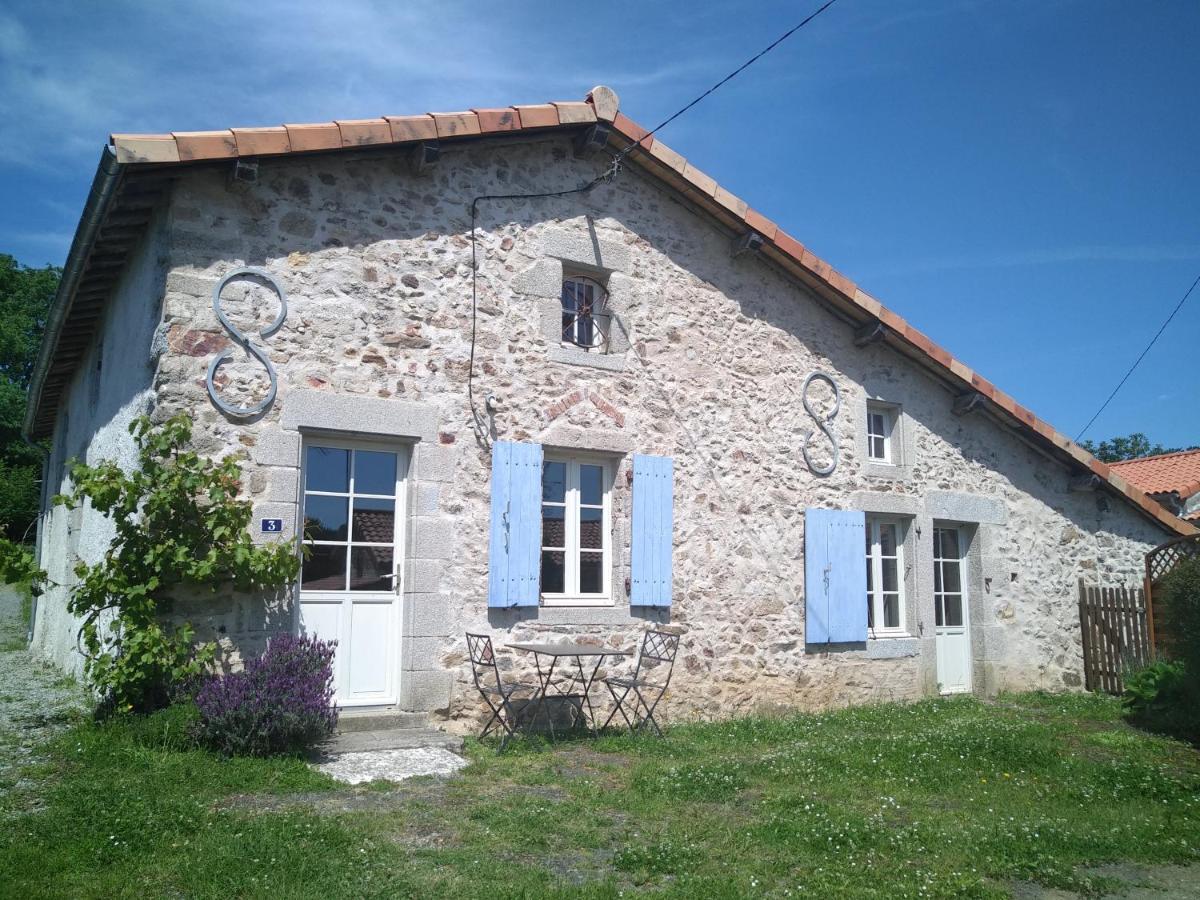 Gite De La Barliere Secondigny Exteriér fotografie